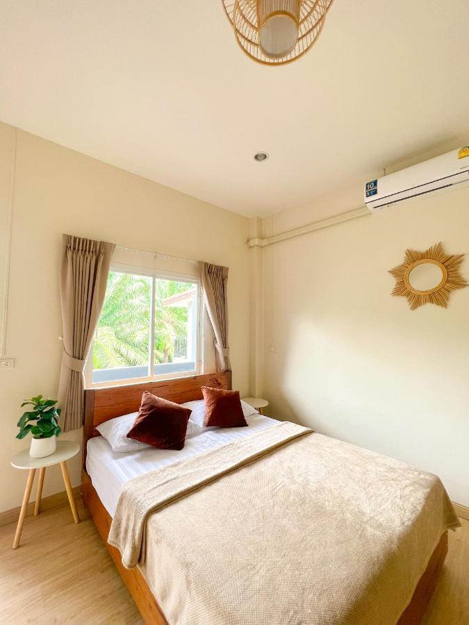Private Room With Share Bathroom At Little Wild House Khaosok Khao Sok National Park Bagian luar foto